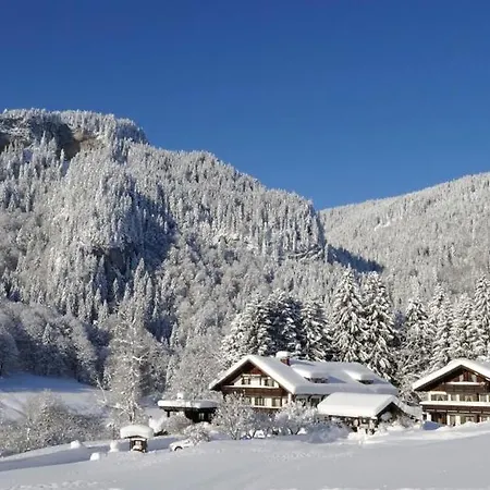 Gschwenderhaus Apartamento *