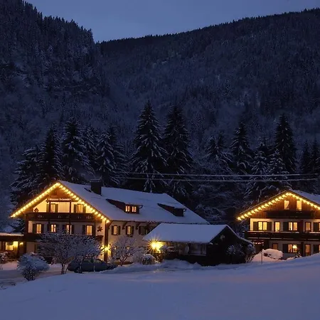Gschwenderhaus Apartman *